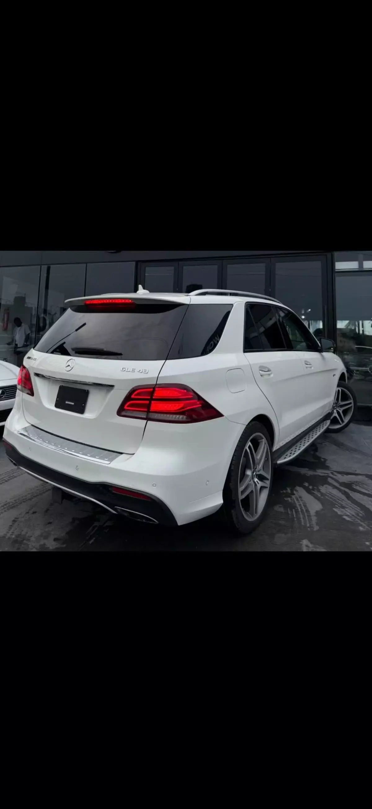 car Right Back