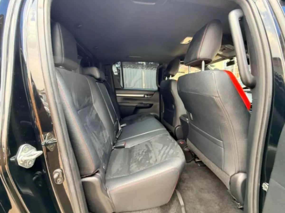 interiorBack