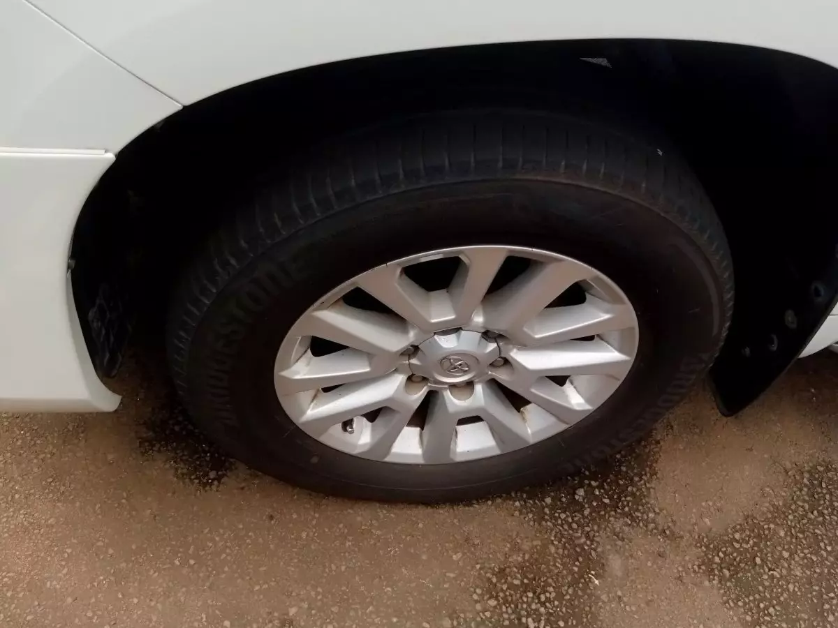 tyre2
