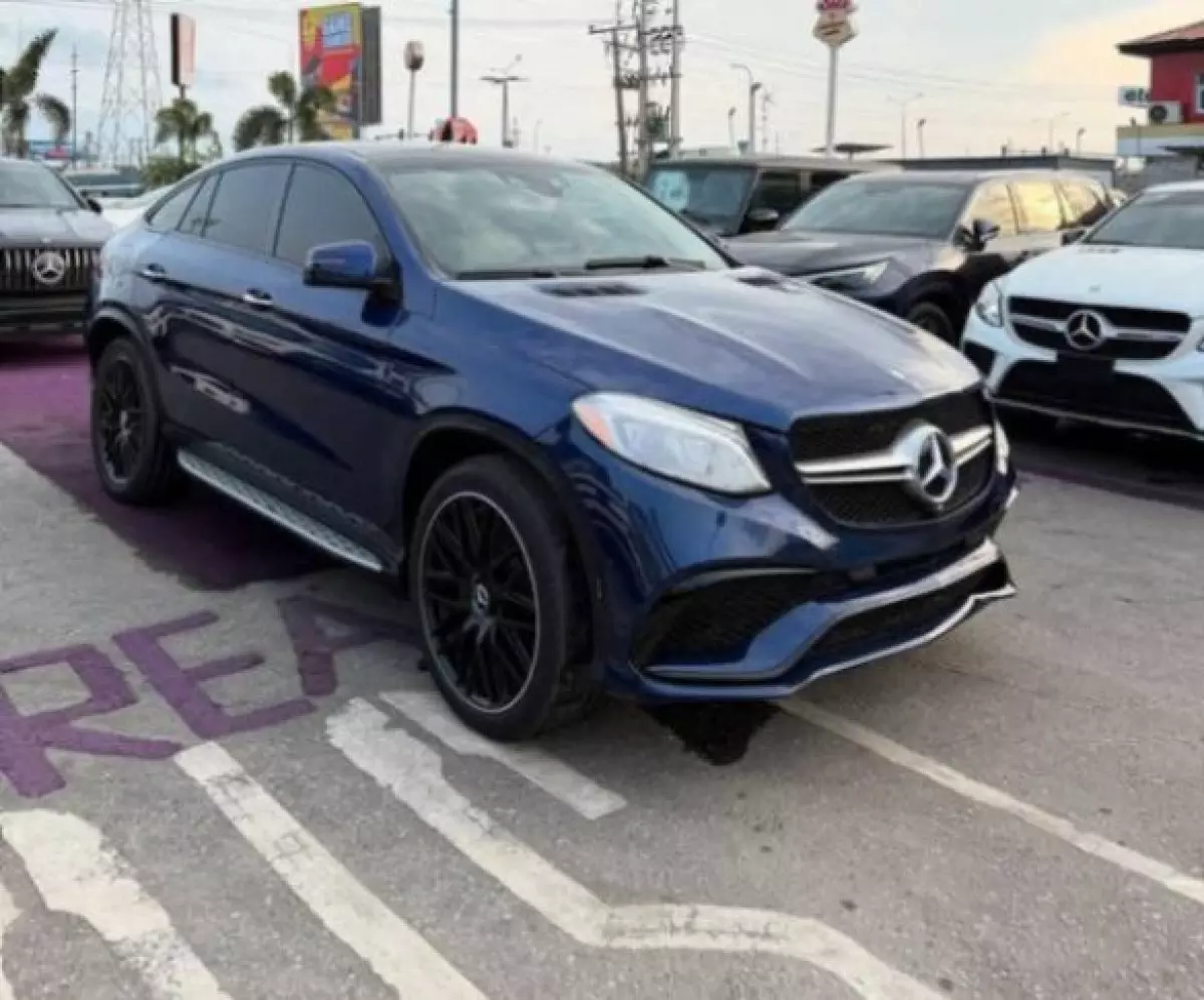 Mercedes-Benz GLE 450 - 2016