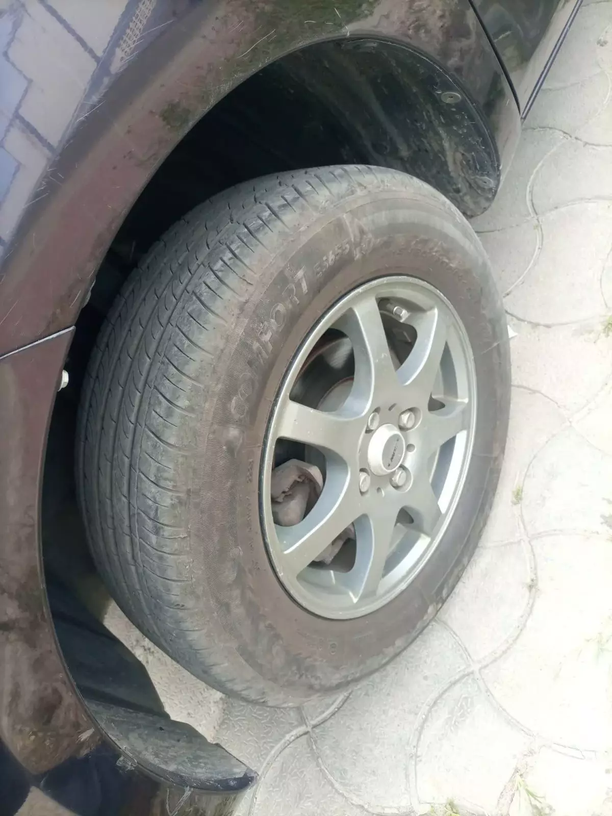 tyre1