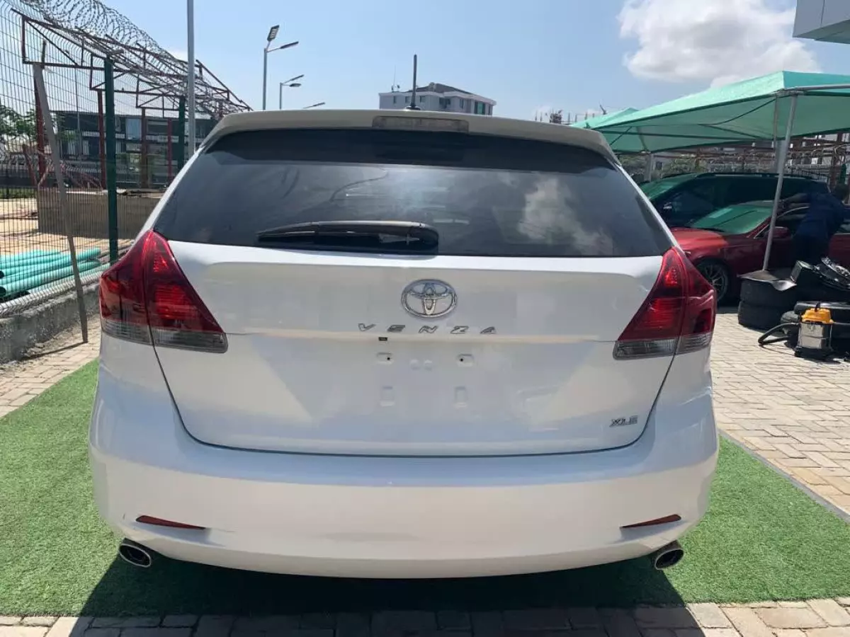 car Back