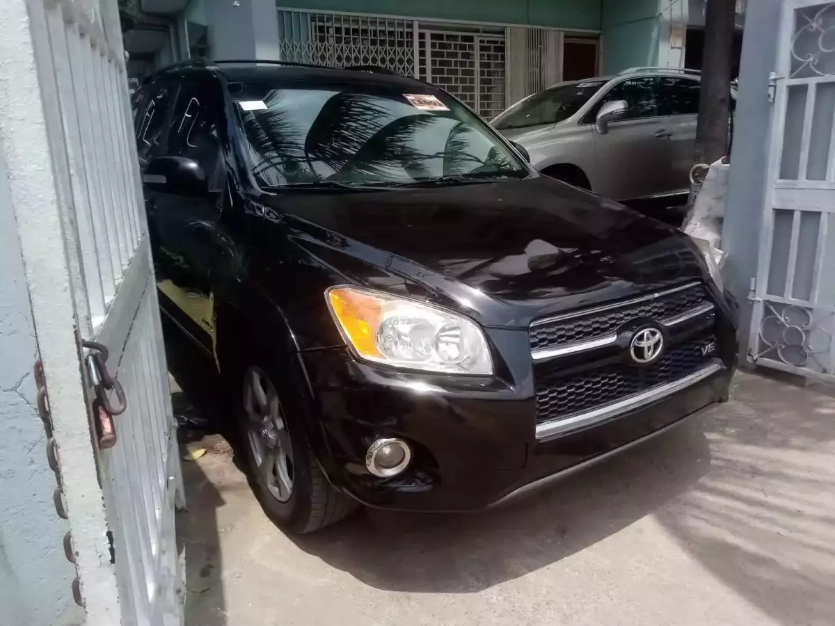 Car Left Front