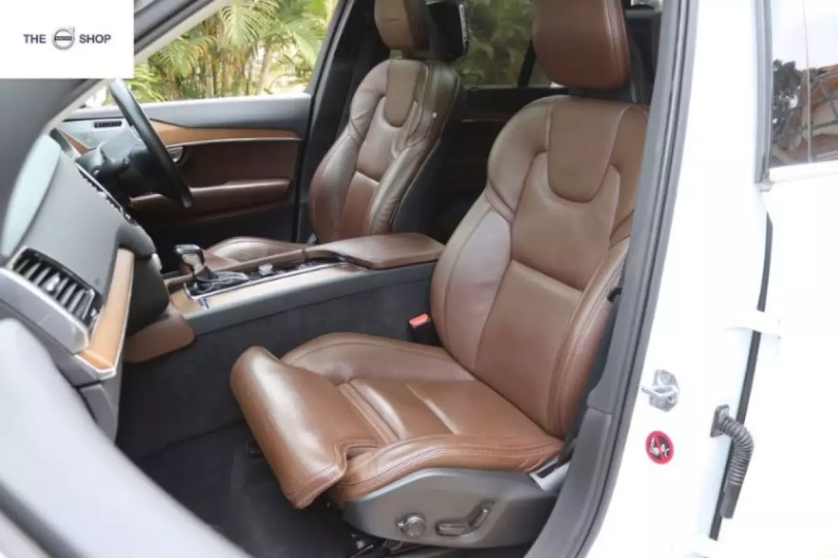 interiorBack