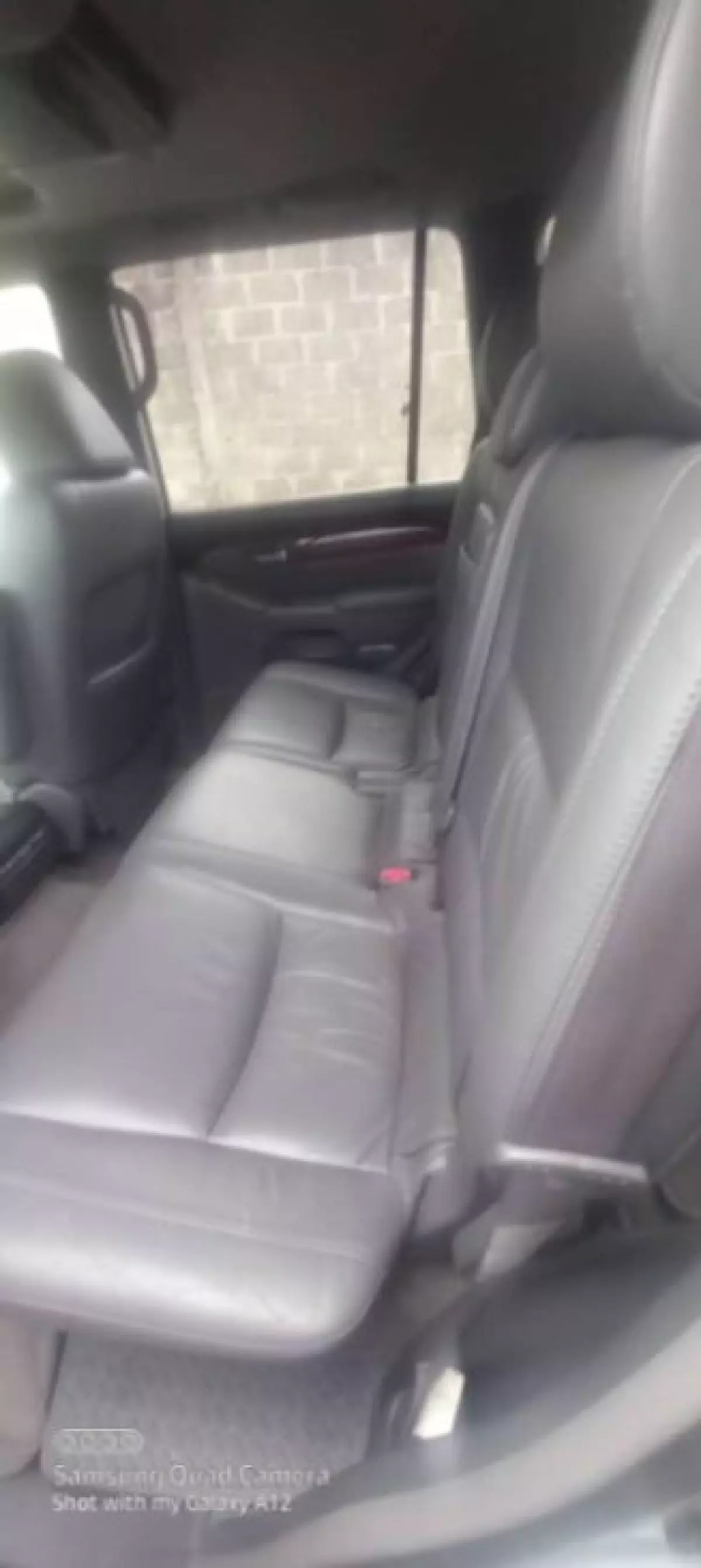 interiorBack