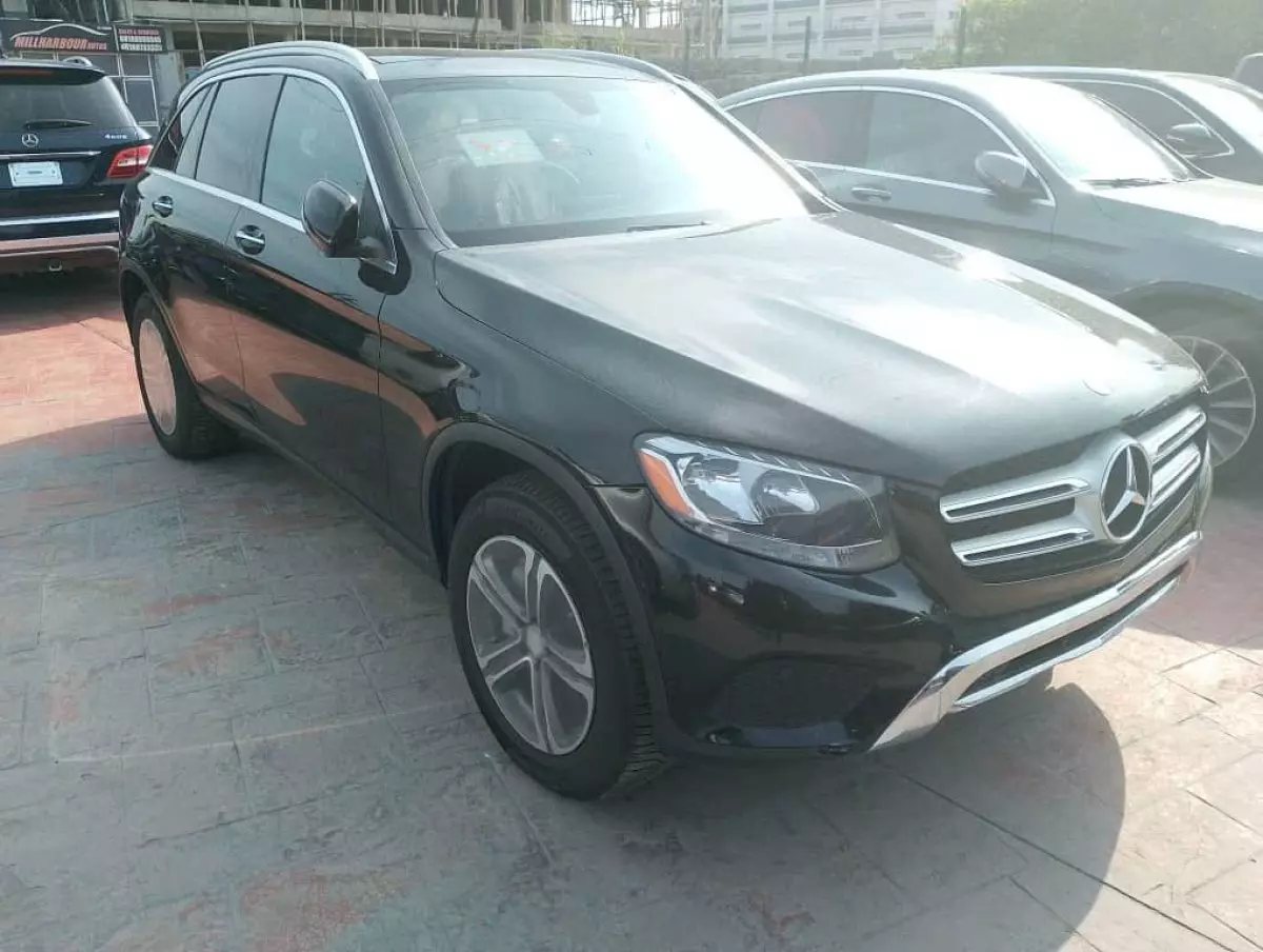 Mercedes-Benz GLC 300 - 2017