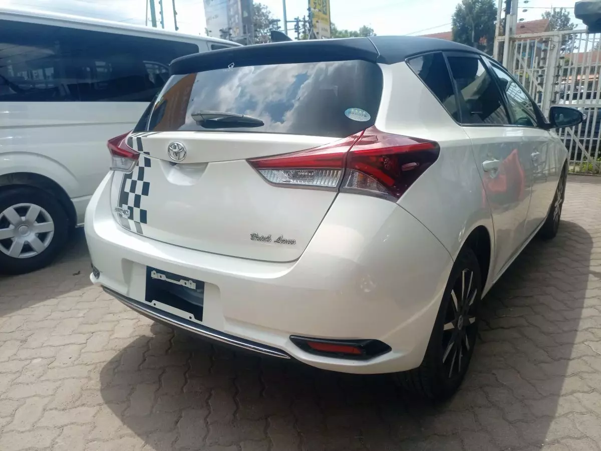 car Right Back