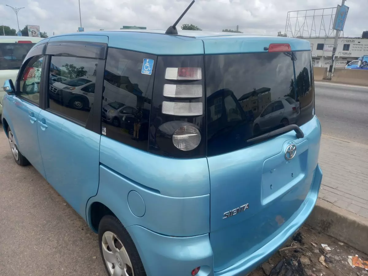 car Back