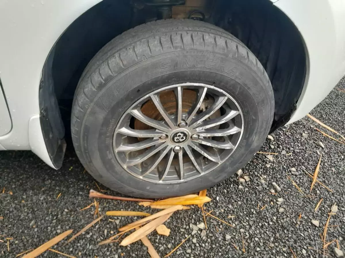 tyre0