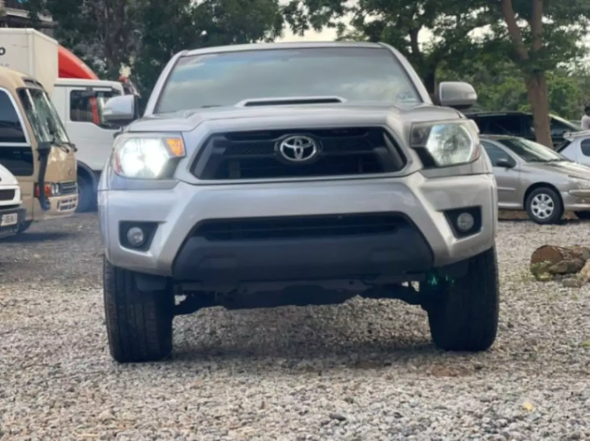 Toyota Tacoma - 2013