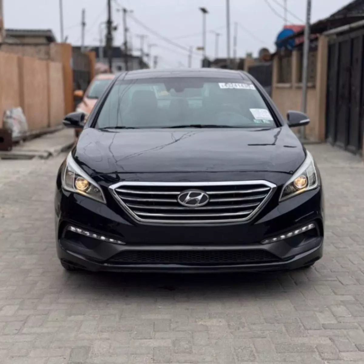 Hyundai Sonata - 2015