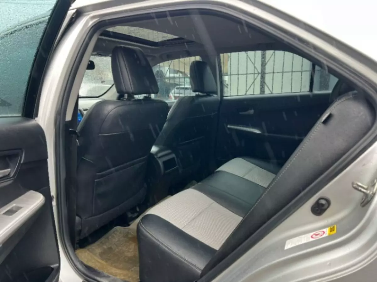 interiorBack