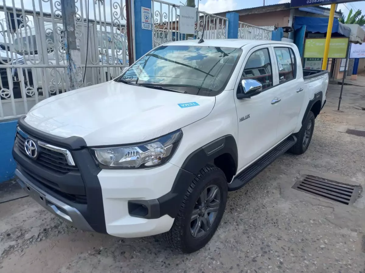 Toyota Hilux - 2022