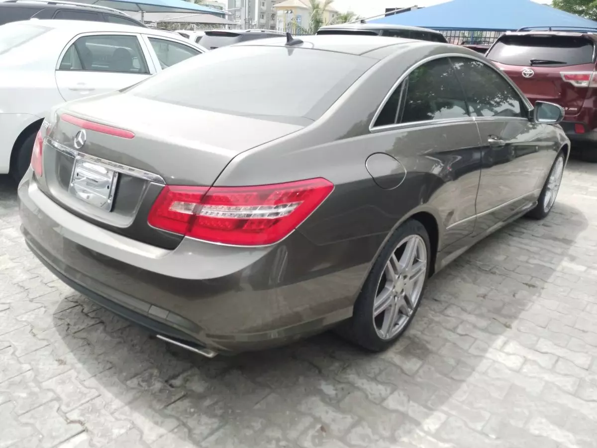 car Back