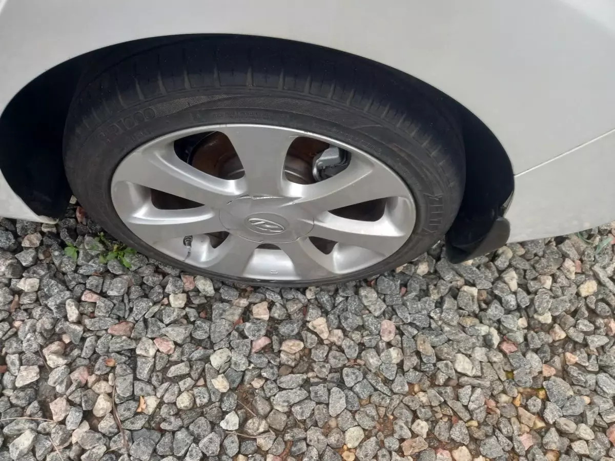 tyre1
