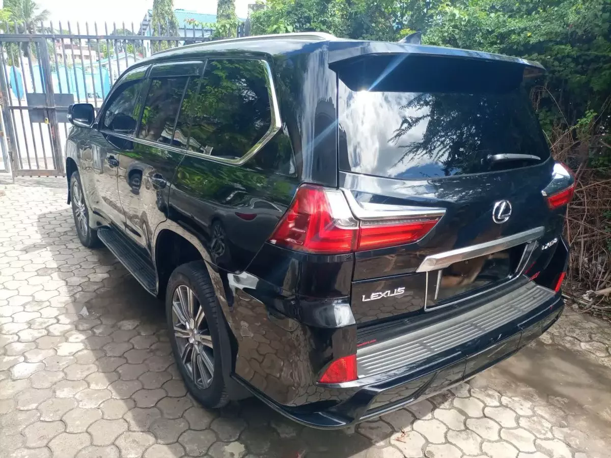 car Left Back