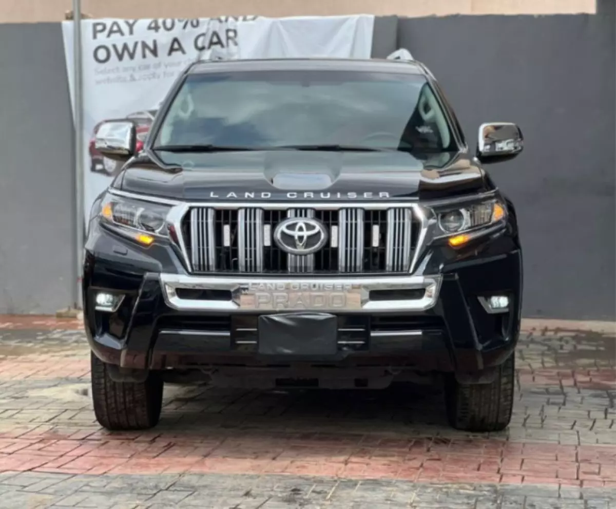 Toyota Landcruiser 300 VXR - 2023