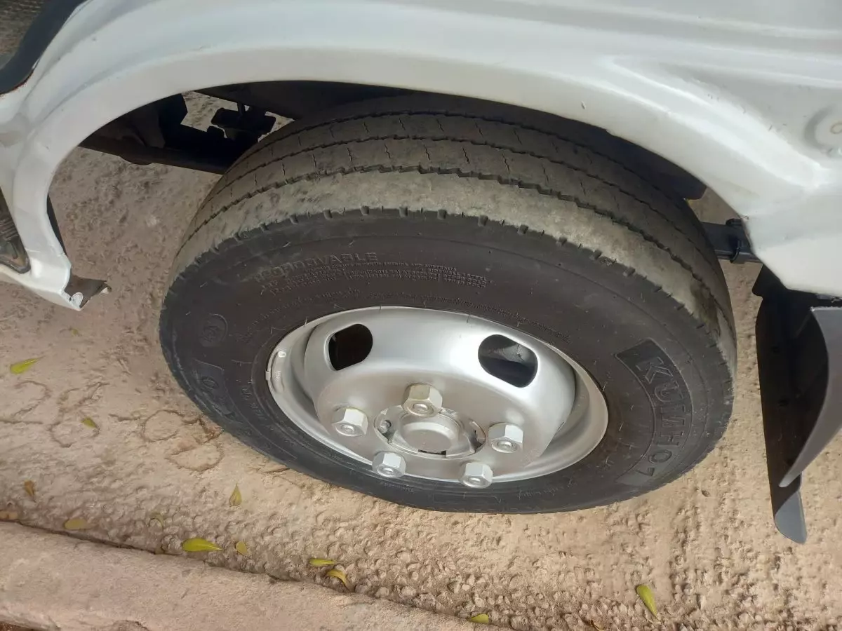 tyre3