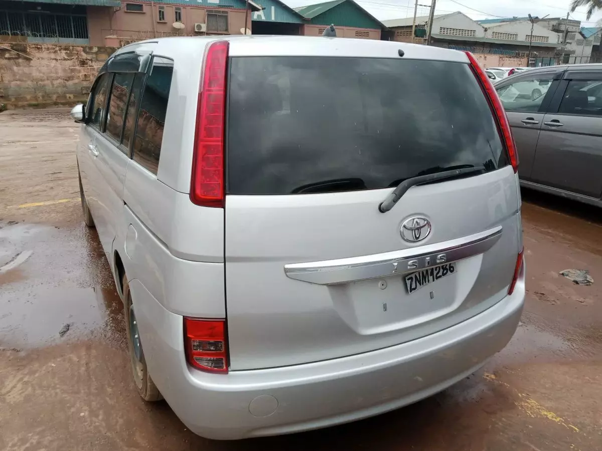 car Back
