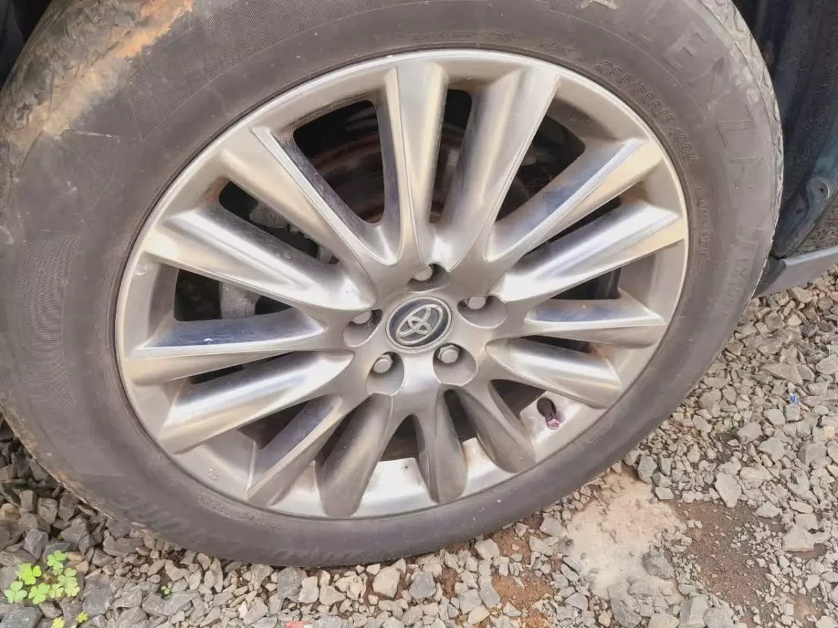 tyre2