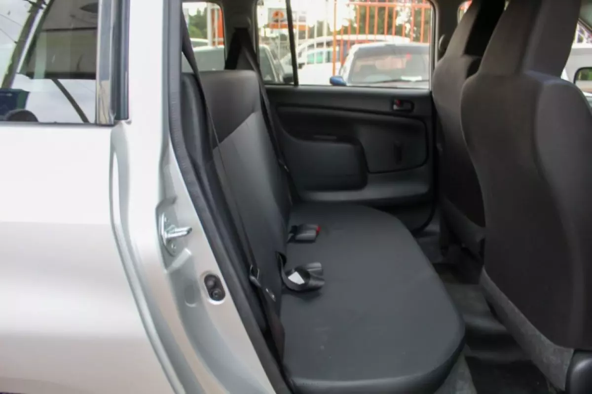 interiorBack