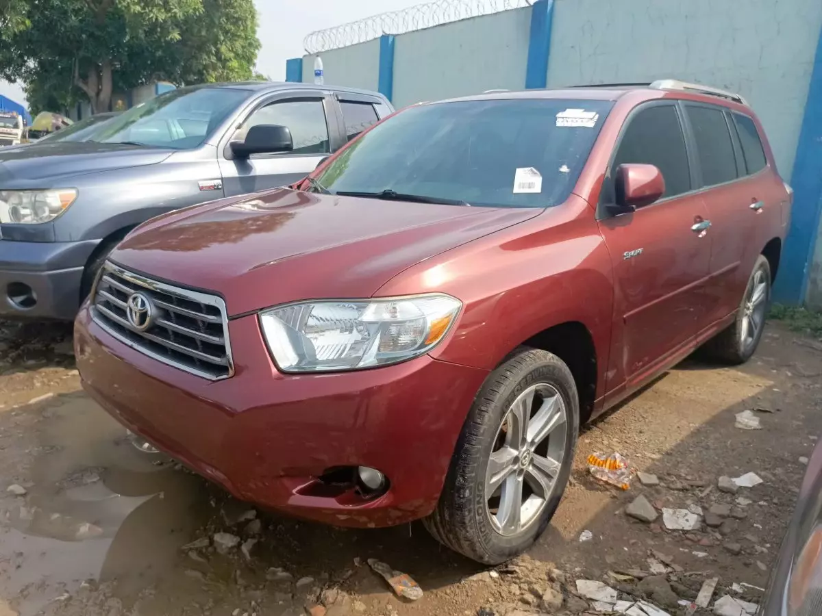 Toyota Highlander - 2010