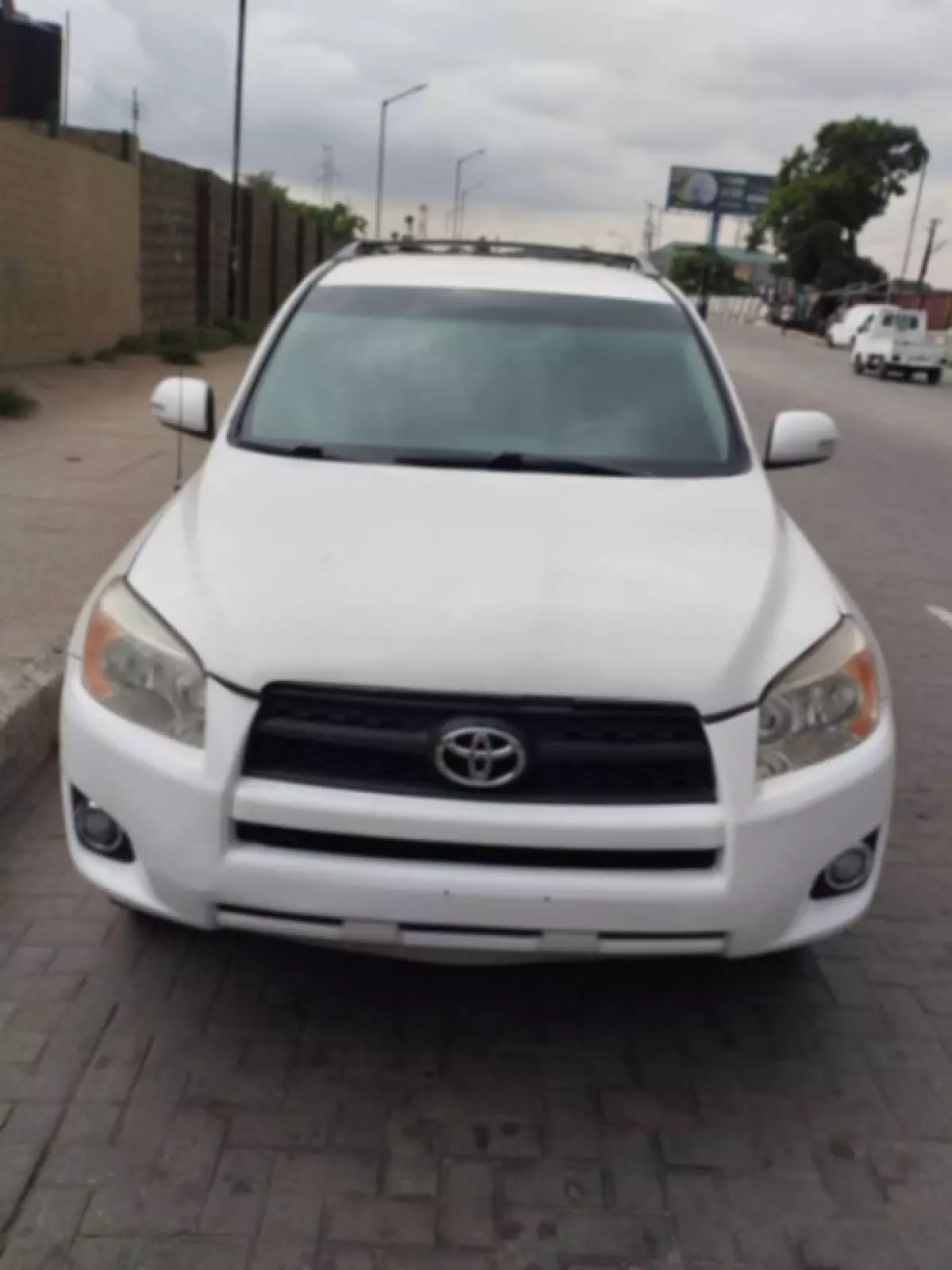 Toyota RAV4 - 2009