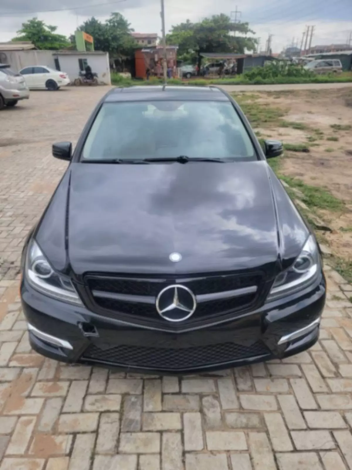 Mercedes-Benz C 300 - 2012