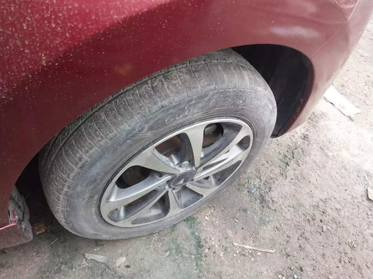 tyre0