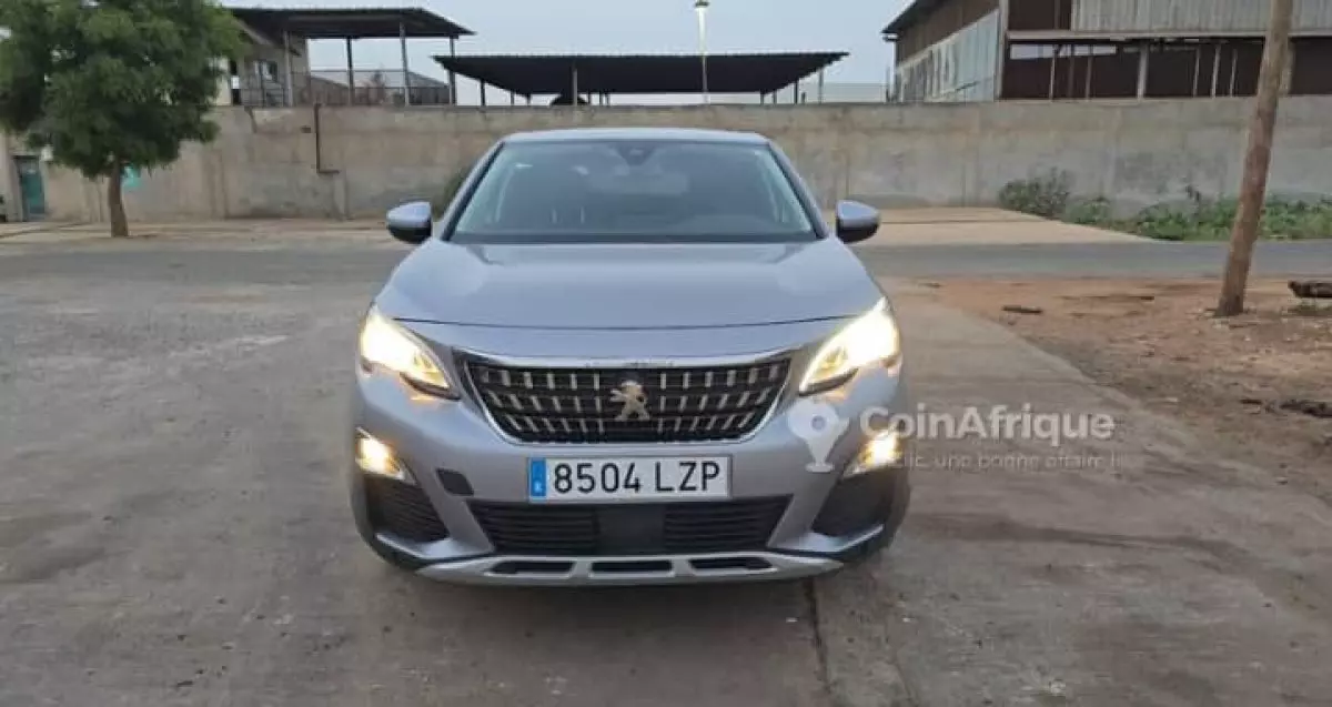 Peugeot 3008   - 2018