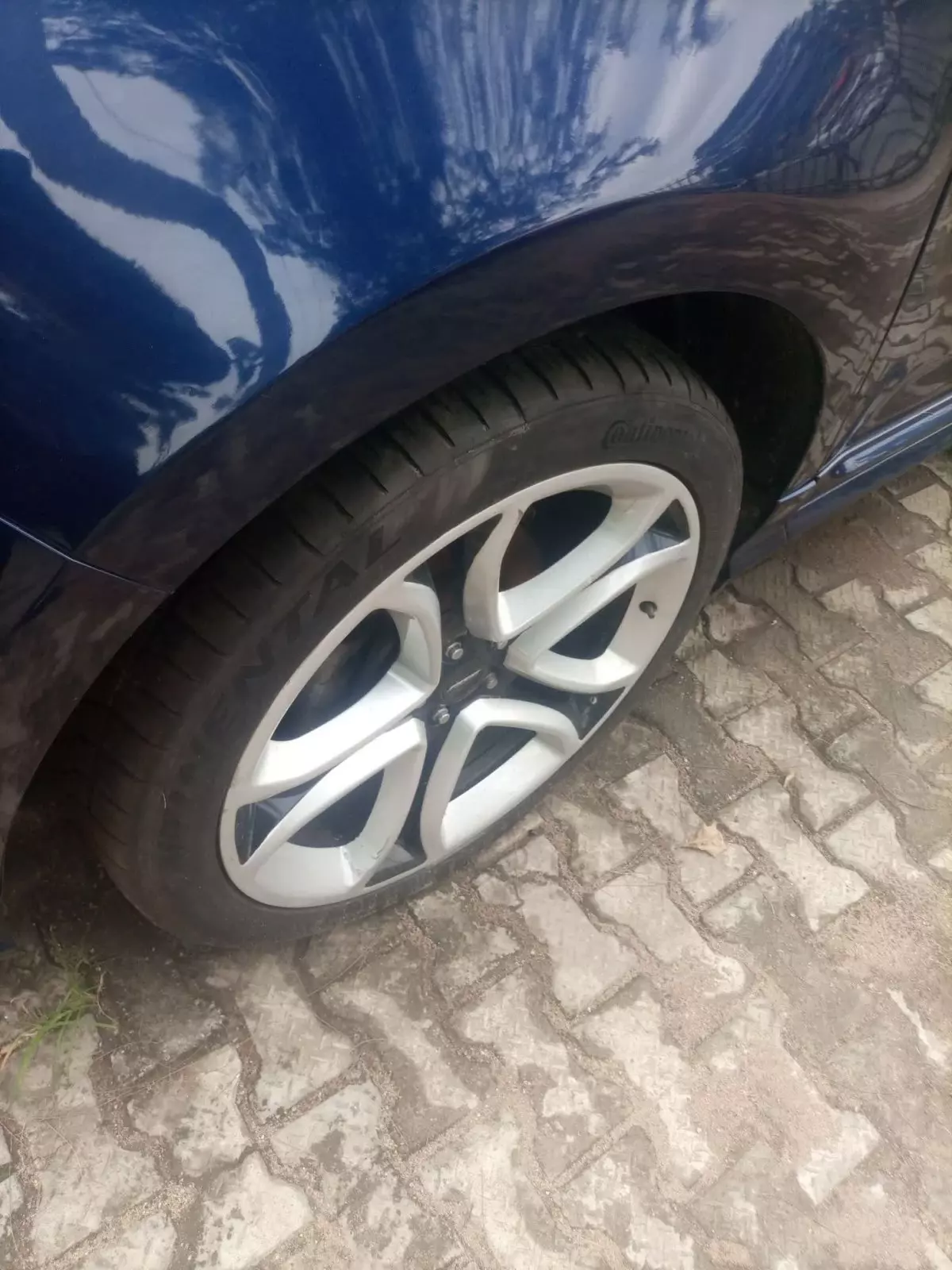 tyre1