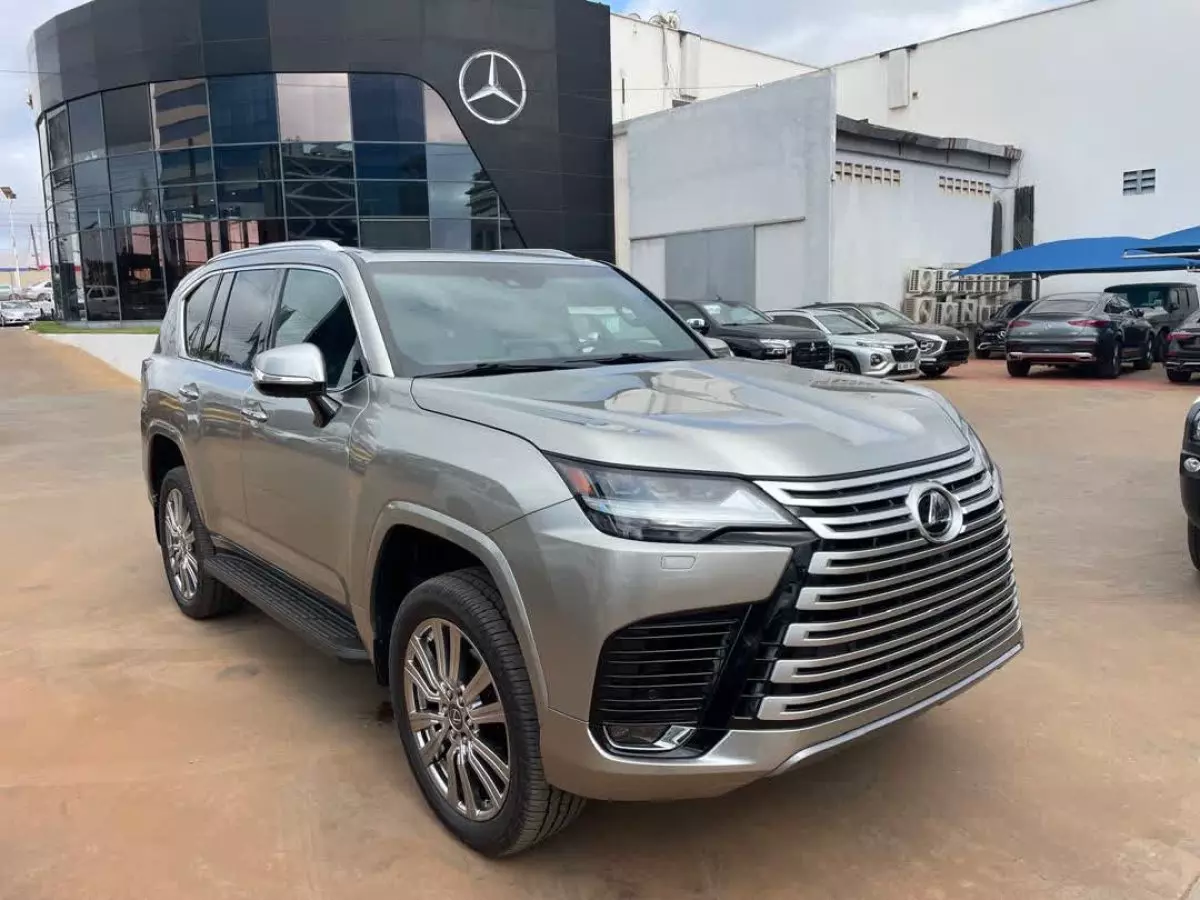 Lexus LX 600 - 2022