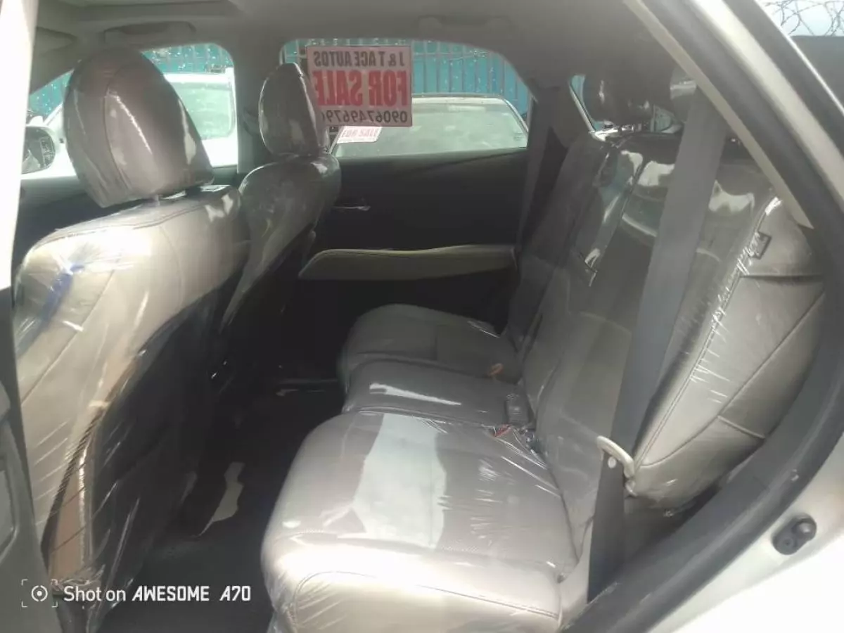 interiorBack