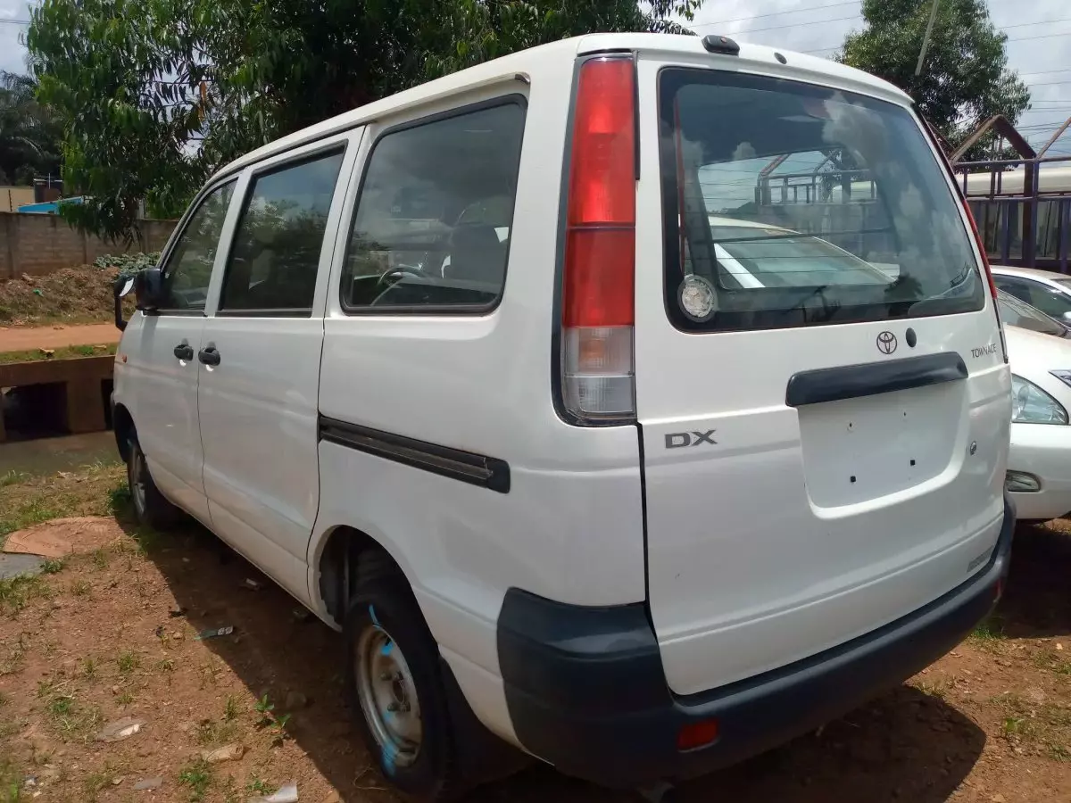 car Left Back