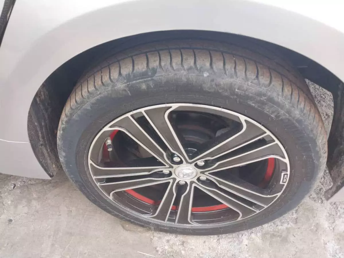 tyre0