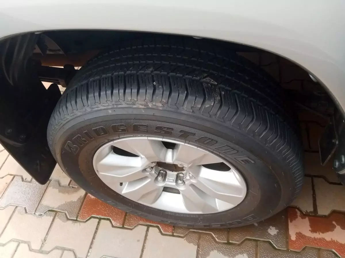 tyre0