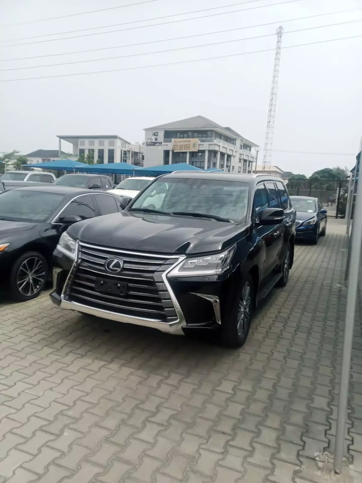 Lexus LX 570 - 2016
