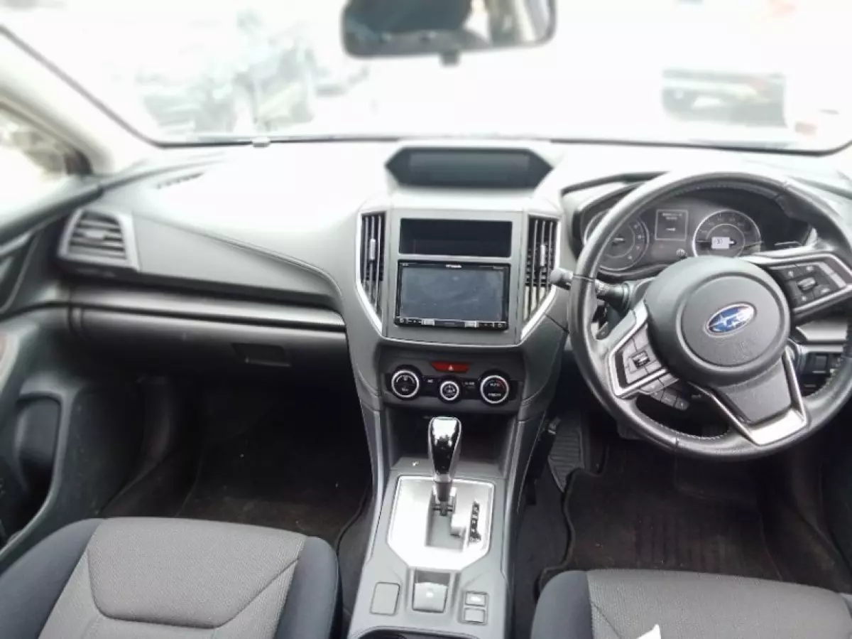 interiorFront