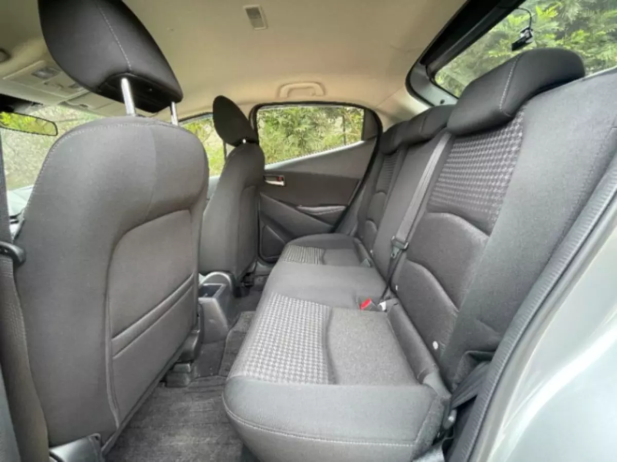 interiorBack