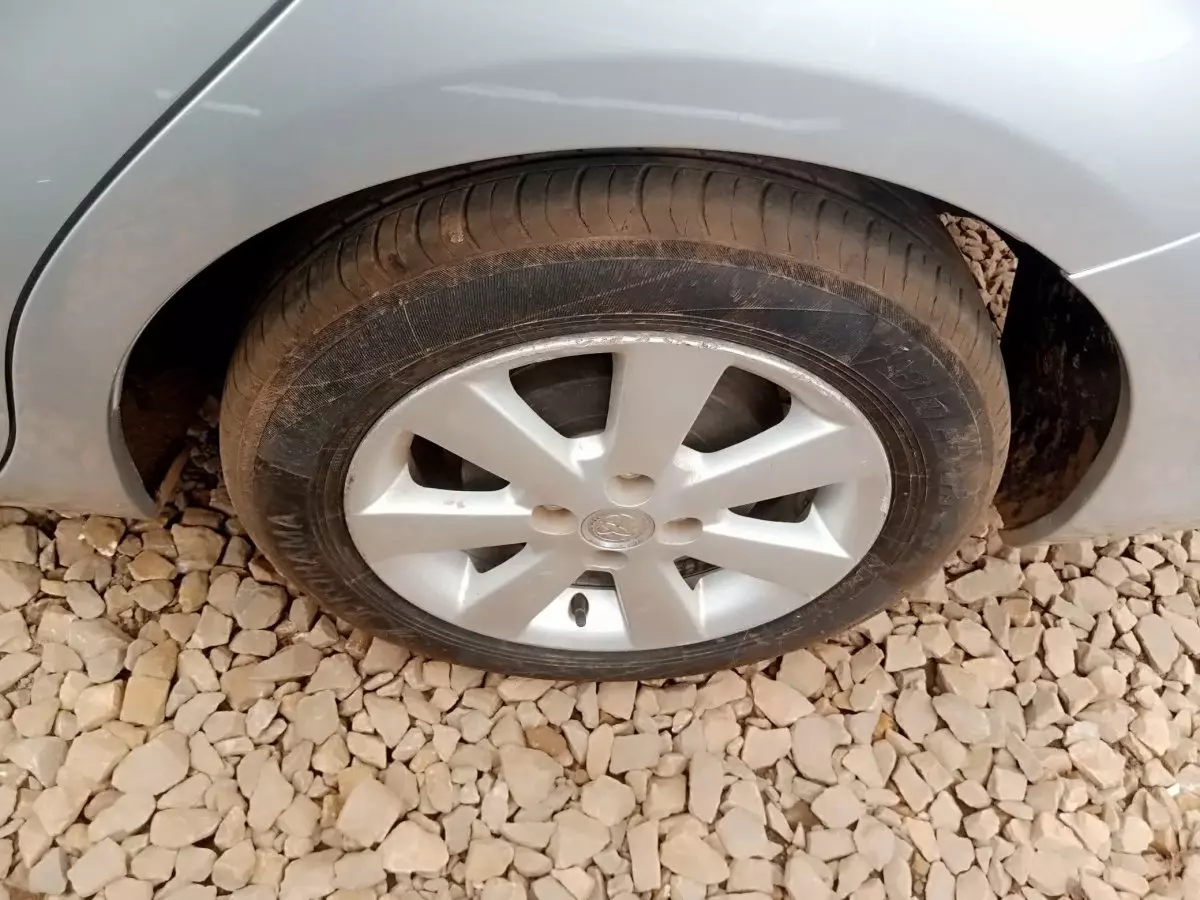 tyre0