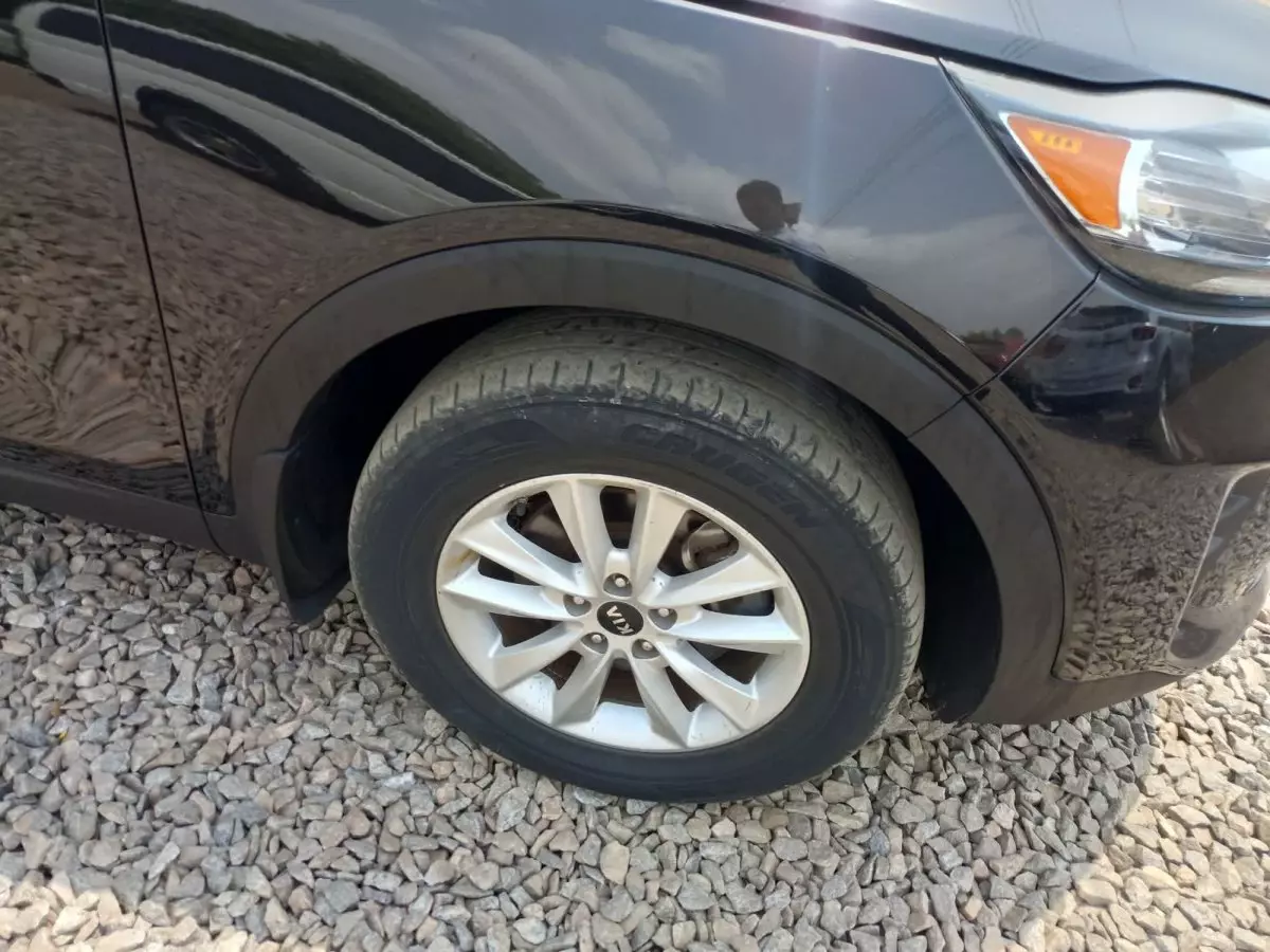 tyre2