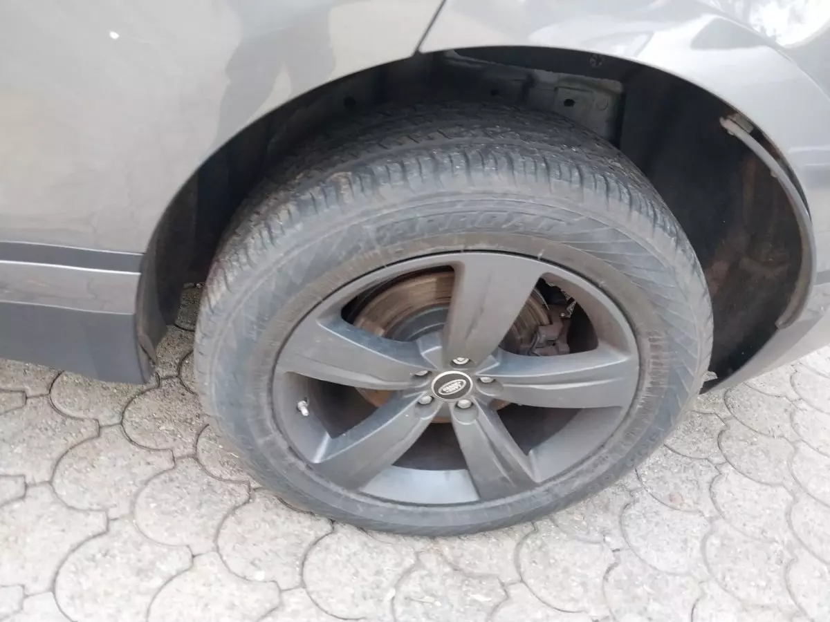 tyre3
