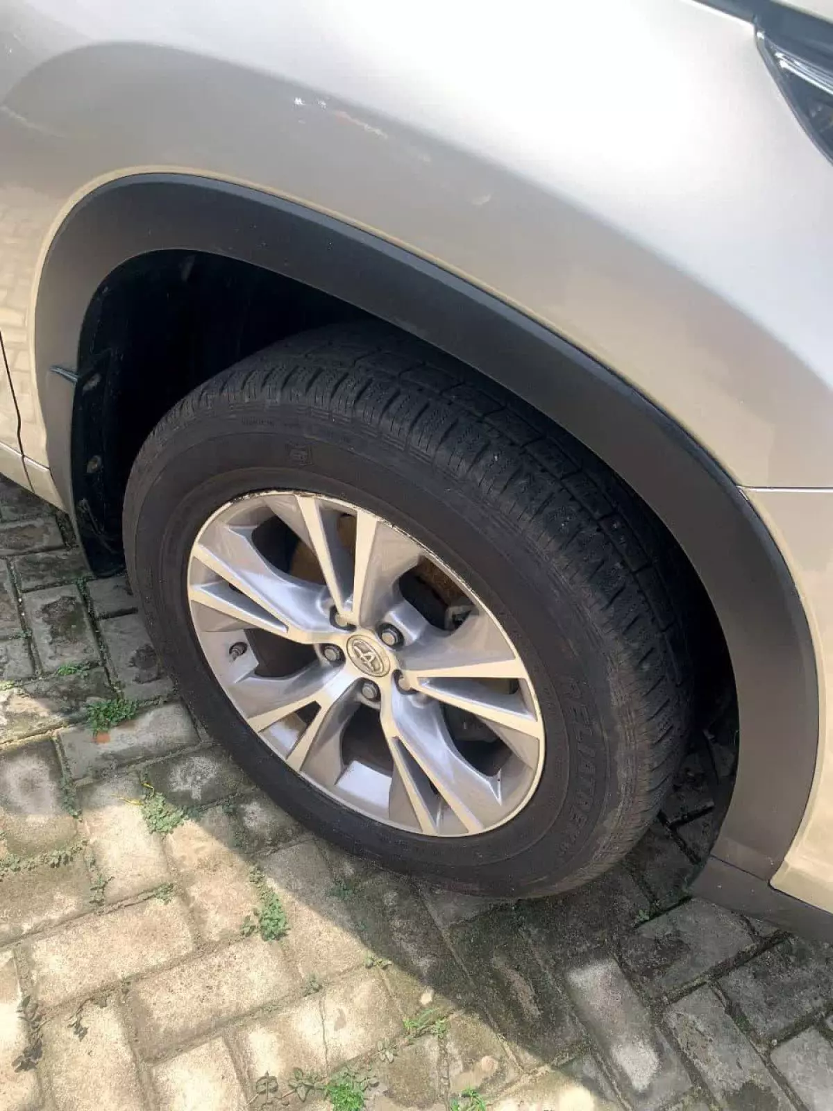 tyre1