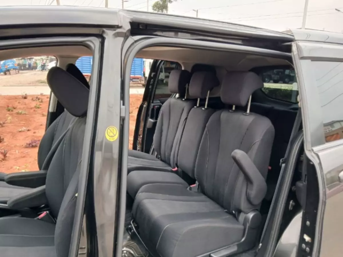 interiorBack