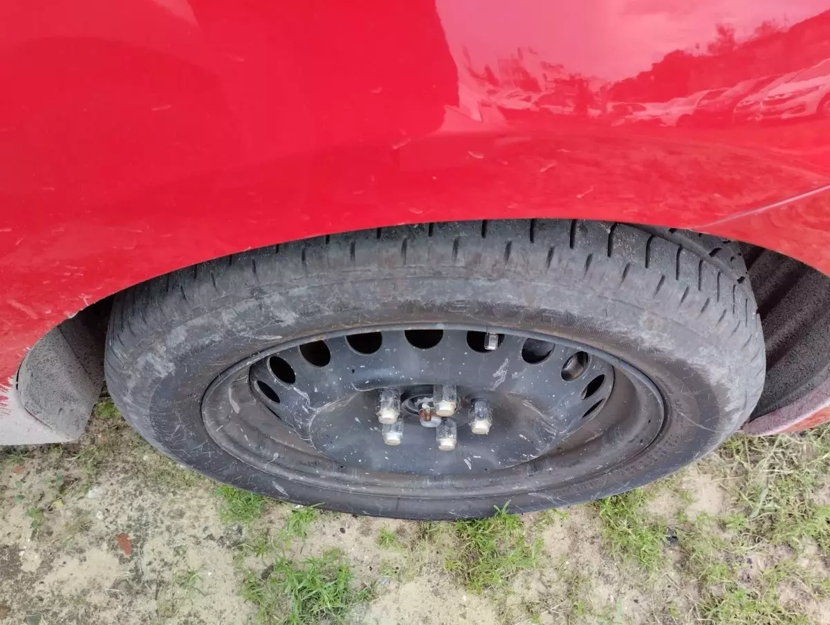 tyre3