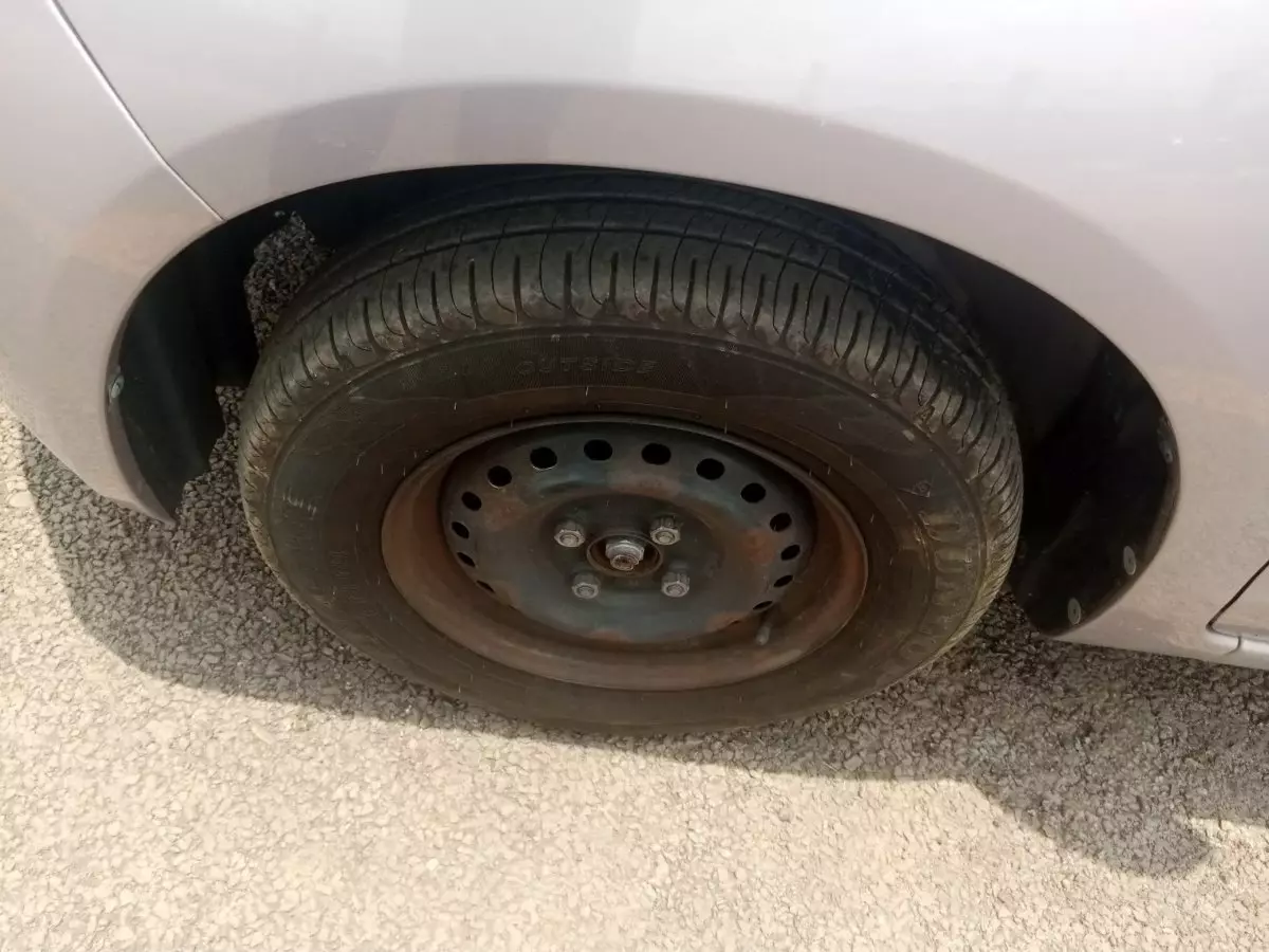 tyre3