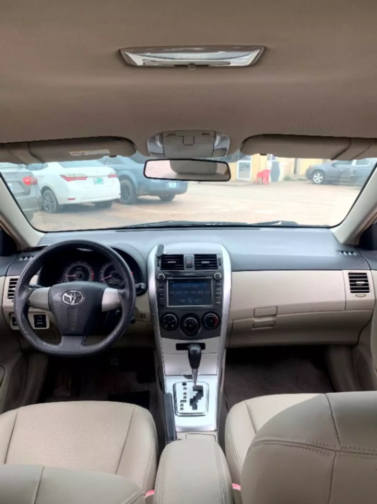 interiorFront