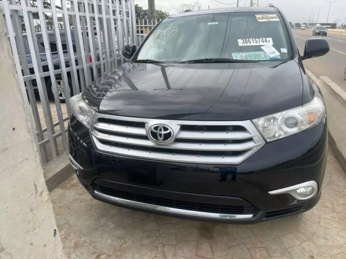 Toyota Highlander - 2012