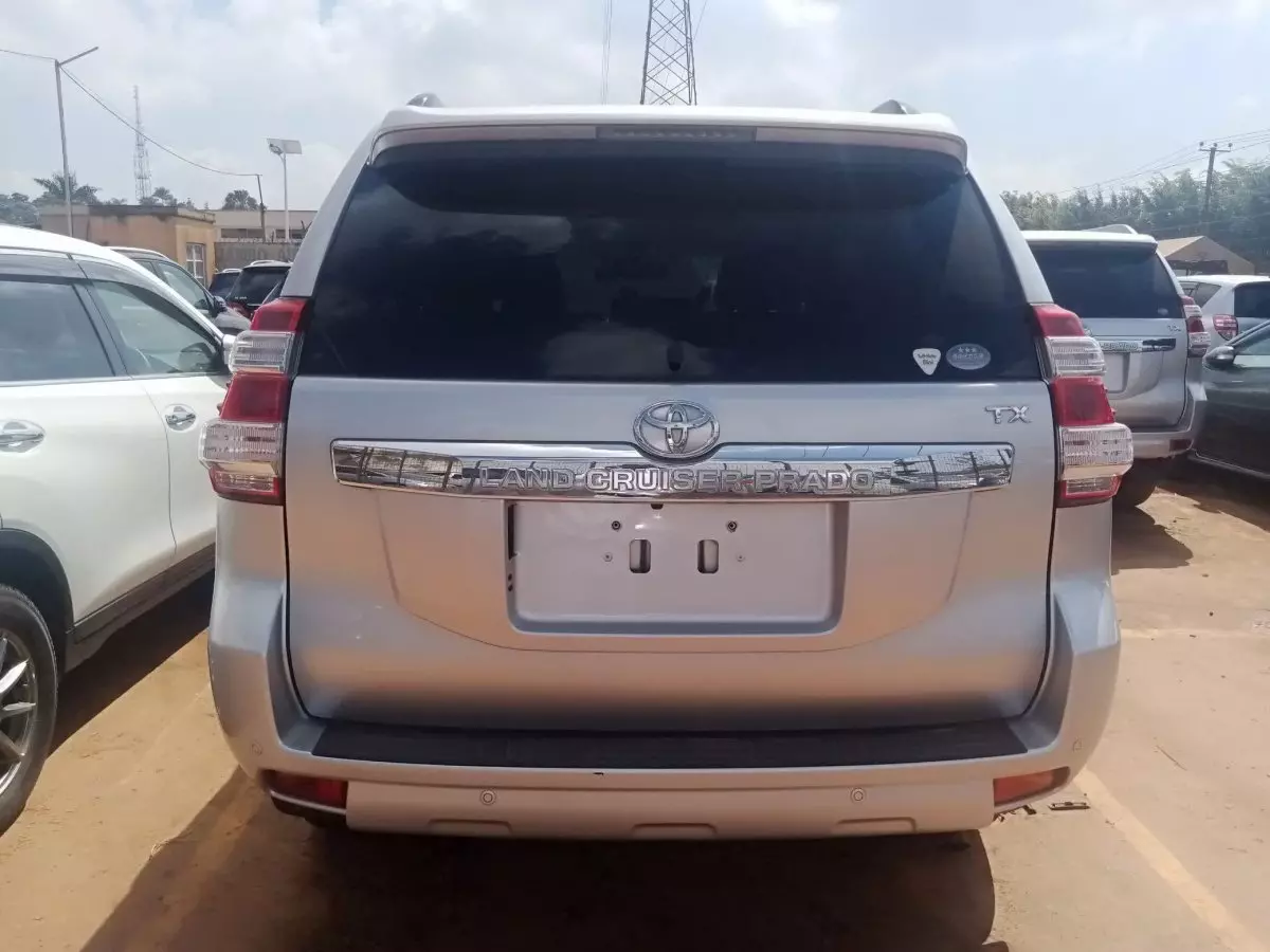 car Back