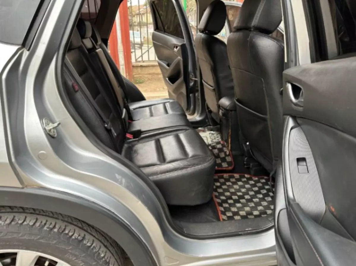 interiorBack